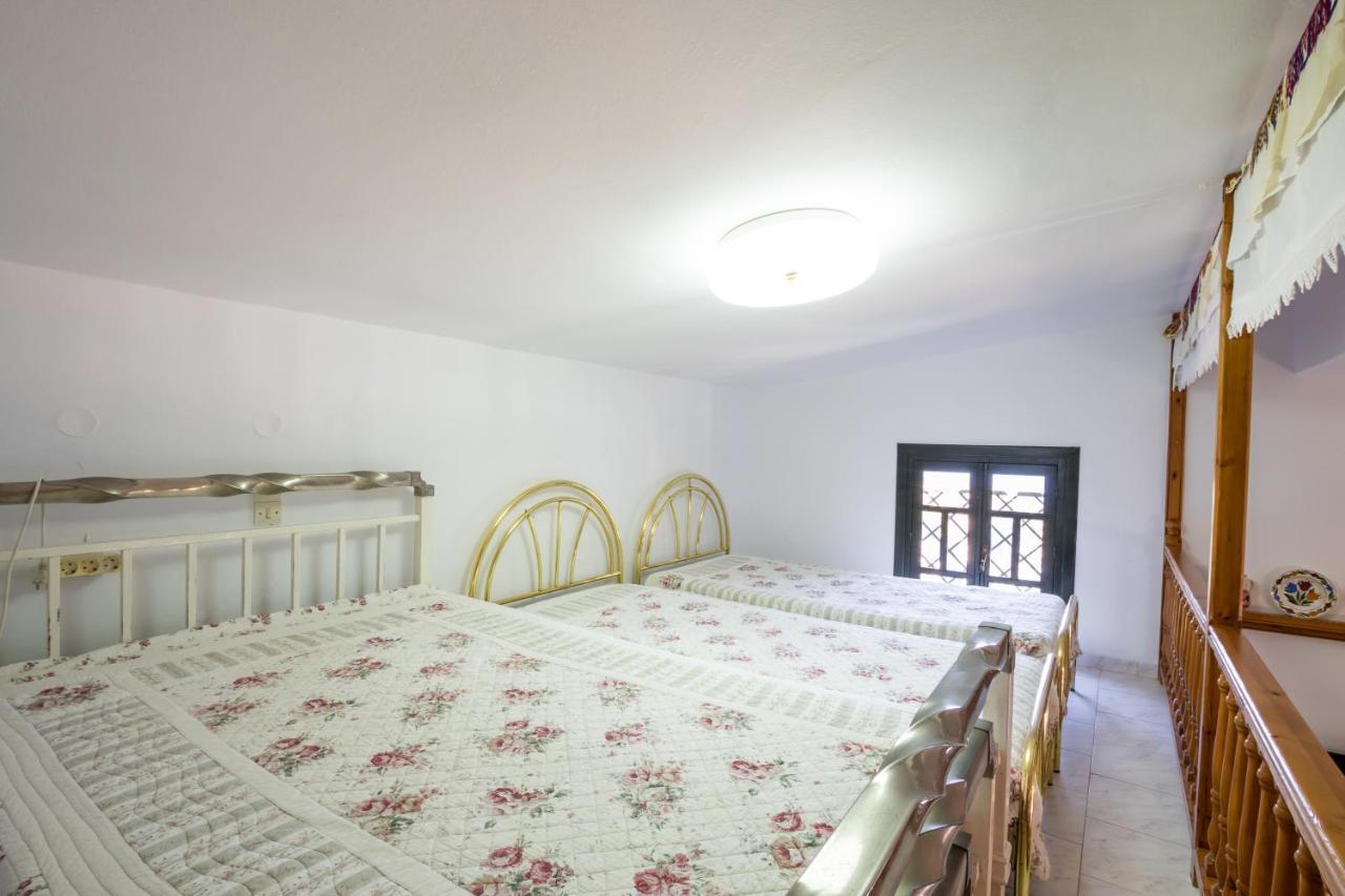Mertonas Villa Kyra Panagia Екстериор снимка